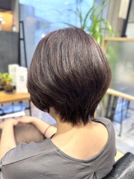 コティ(Kotii) 襟足すっきりショートスタイル♪