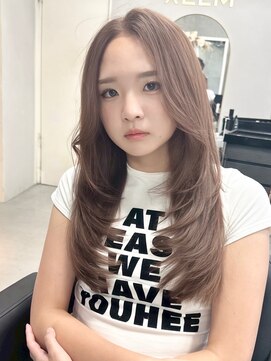 ジィルム(XELM) 韓国レイヤーカット/ブリーチ/レイヤーカット/ハッシュカット