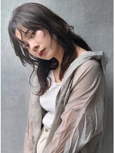 アミカ(Amica) ロングレイヤー/前髪あり