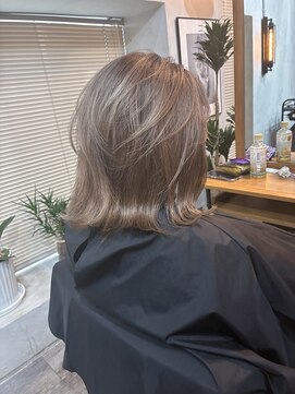 マスカリ(muscali) 【原田】ハッシュカット　レイヤースタイル　ハイライト