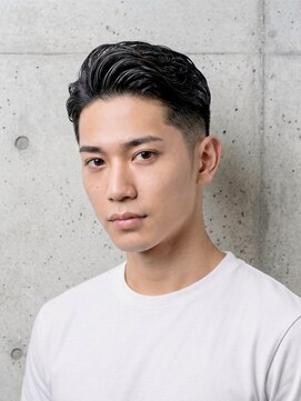 アル あびこ(aru.) 信頼感No.1。大人のツーブロック×オールバック