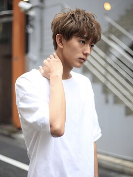 クラン(CLAN) 束感ショート