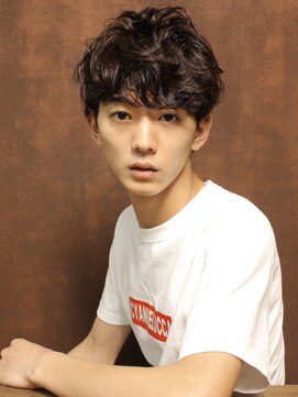 シアンデルカ(CYANDELUCCA) 大人ツーブロックパーマ