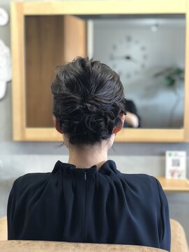 ヘアクリエイト フライ(hair create FLY) ゆるふわ三つ編みアップスタイル
