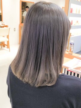 デイズ(days) ワンレングスボブ☆アッシュカラー