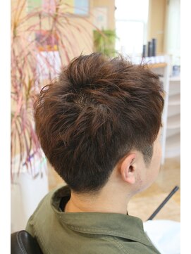 ヘアーステージめぐりや ツーブロックショート