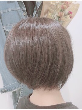 マグヘアー(Mg hair) 丸みショートボブ