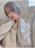 大人可愛いミルクティーグレージュショートボブ