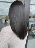 暗くても重く見えないオリーブグレー