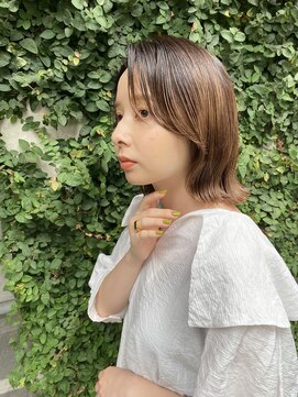 イオエ(ioe) イメチェン/外ハネボブ/ワイドバング/ブルーブラック/美髪