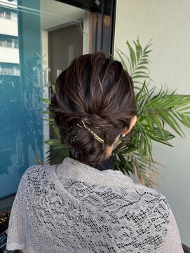 ジェリカ(Jlica) シニヨンヘア