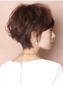 ショートヘア/パーマ/分け目なし/前髪あり/30代・40代