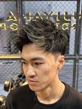 フジヤマ バーバー ショップ(FUJIYAMA BARBER SHOP) ハイライトショート