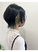 ショートウルフ×インナーカラーサワーグリーン