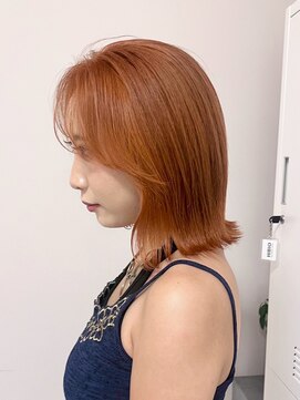 ヒビヲ(HIBIO) タッセルボブ切りっぱなしボブピンクベージュショートボブ韓国