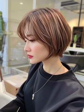 ディモアンド 表参道(Dimo&) xカット/イメチェン/ホワイトブロンド/外ハネボブ/美髪