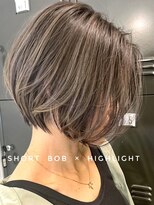 トルネード(TORNADO)&nbsp;海外ボブ前下がりレイヤー　n7.10.20