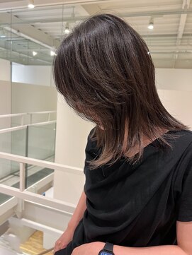 ウルフ＊くびれヘア