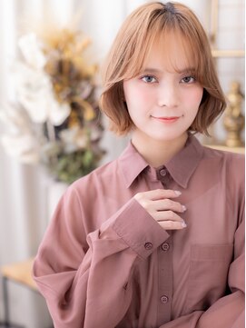 シンメトリーピンクベージュハッシュカットa志木20代30代40代