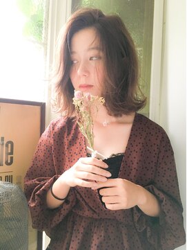 サングース(Sungoose) <sungooseTOKYO>かき上げバングくびれミディ