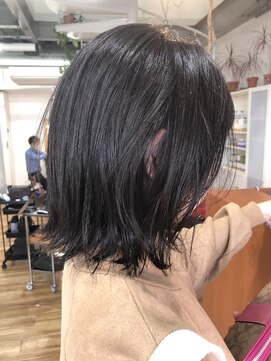 アミィヘアー アネックス(Ami Hair annex) TOSHI'S 外ハネボブ