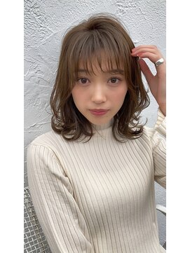 シー バイ ロンド 新宿(Sea by Lond) 【藤原三知代】小顔レイヤーセミウェットウェーブ