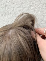 メイクス 表参道(MAKE'S omotesando)&nbsp;ベージュカラー オリーブベージュ ケアブリーチ 透明感カラー