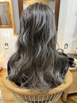 シークエンス 外苑前(SEAQUENCE)&nbsp;白髪ぼかし艶ボルドーハイライト外苑前