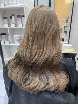 ラムシェール(LamChele) 【lamchele】ミルクティーベージュ×ブリーチカラー