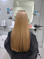 グク(GUK) ロングXブロンドベージュ