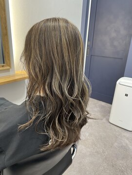 ボブ(BOB) レイヤー　白髪ぼかし