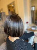 スノードロップ(SNOW DROP)&nbsp;40代50代ショートボブ×ナチュラルブラウン白髪ぼかし