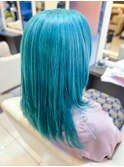 ペールブルーグリーン