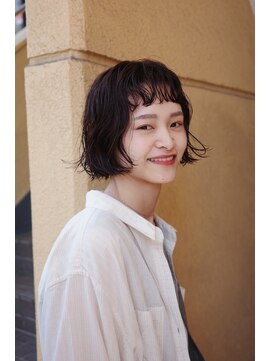 ツナグ(tsunagu) ミニボブパーマ×ピンクカラー