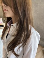 エレノア 越谷(Eleanor)&nbsp;顔まわりレイヤー/ハイトーンオリーブベージュ【RIE】