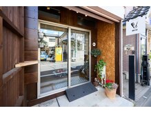 ｈａｉｒ ｓａｌｏｎ Ｍｉｏの雰囲気（お店の前に駐輪スペースがあります。ゆっくりお過ごしください。）