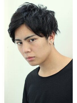 アンアミ オモテサンドウ(Un ami omotesando) 【Un ami】 　似合わせカットのツーブロックショート　増永剛大