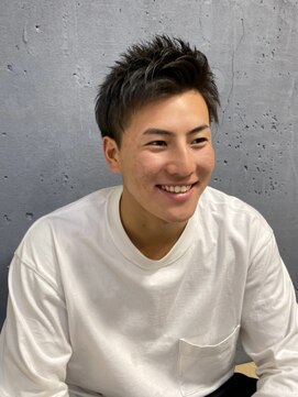 ロバーツヘアー 日野店 ツーブロックアップバング