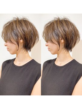 ネオリーブ モカ 川崎チネチッタ店(Neolive mocca) 大人美人ショート 大人可愛い 小顔前下がり アッシュ 川崎