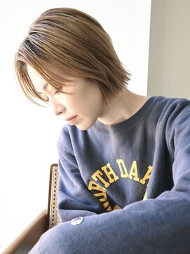 ディッセンバー 神宮前(December) ベージュ/切りっぱなし/ボブ/U24