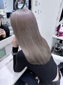 ラピス 池袋(Lapis) ホワイトグレージュ♪