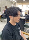 波巻きパーマスーツ短髪ツーブロック束感モテる黒髪