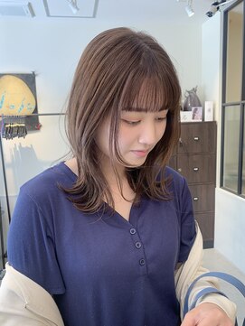カグヤヒメ ドゥイ(kaguyahime doui) ミディアムレイヤーカット