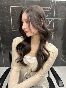 サイン 渋谷(SIGN) 韓国ヘアザくびれヘアクザクレイヤーカット渋谷暗髪ブリーチ無し