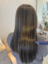 カウチ ヘアー ドレッシング(COUCH Hair Ｄressing)&nbsp;女性らしいツヤツヤロングスタイル