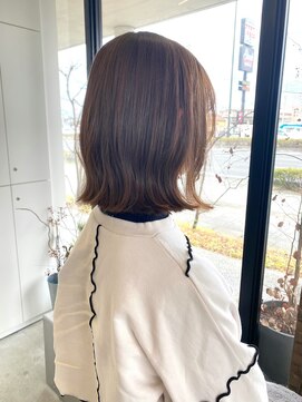 ラフ(laugh) くびれボブ/ブラウンベージュ