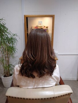 ビーユー(BeYou) ミディアムボブ