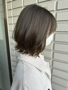 ヘアデザイン アンジェロカフェ(Hair Design Angelo cafe) くびれミディアム×オリーブグレージュ【20代30代40代】