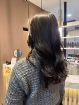 スーリール 小倉店(Sourire)&nbsp;顔周りレイヤー・透け感ダークブラウン♪20代