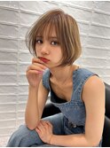面長でも似合う10代20代丸み低めクビレショートボブ